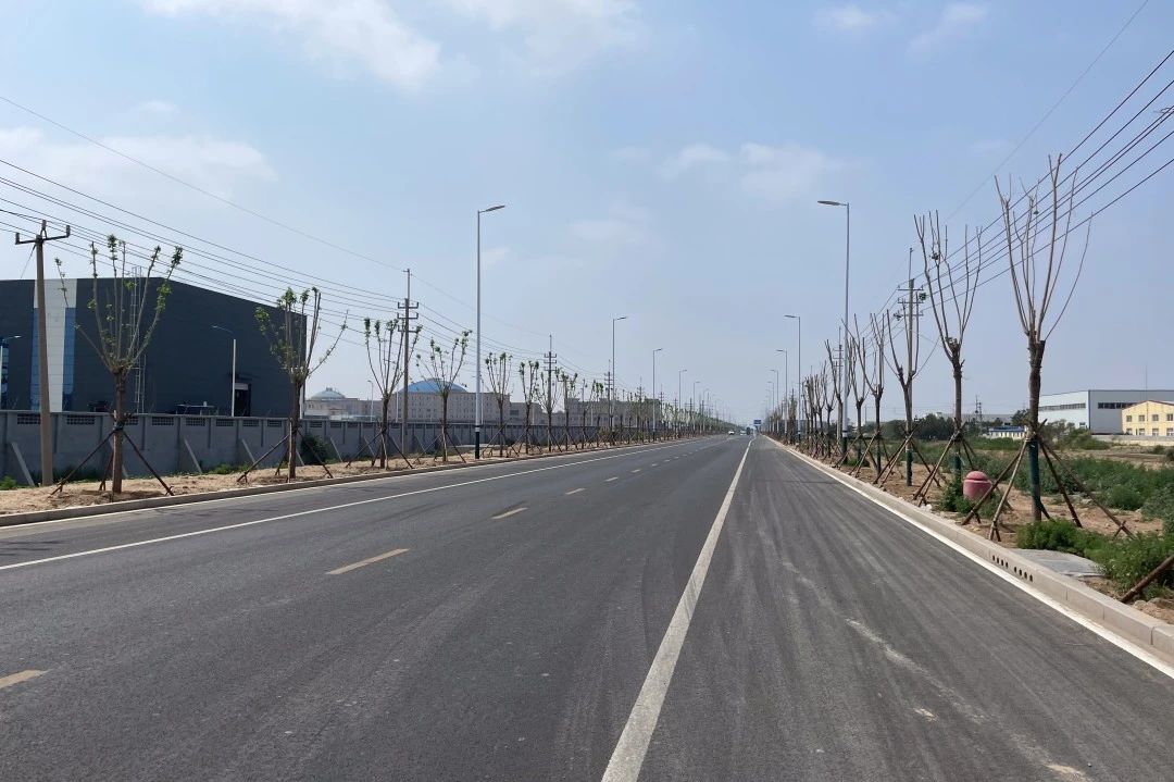 濰坊項目藍海路道路工程順利通過竣工驗收.jpg